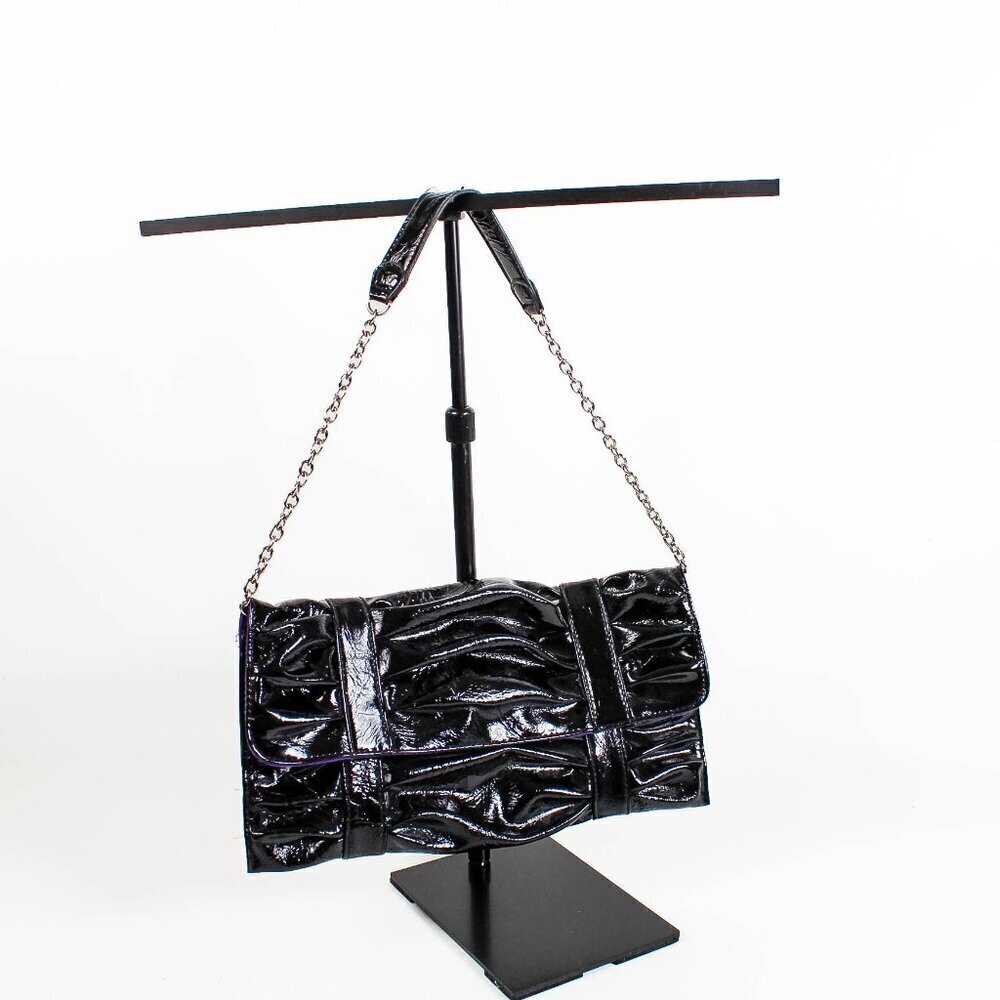 Daisy Fuentes Black Patent Leather Clutch Shoulder Bag Chain Strap Purple Lining - Picture 3 of 10